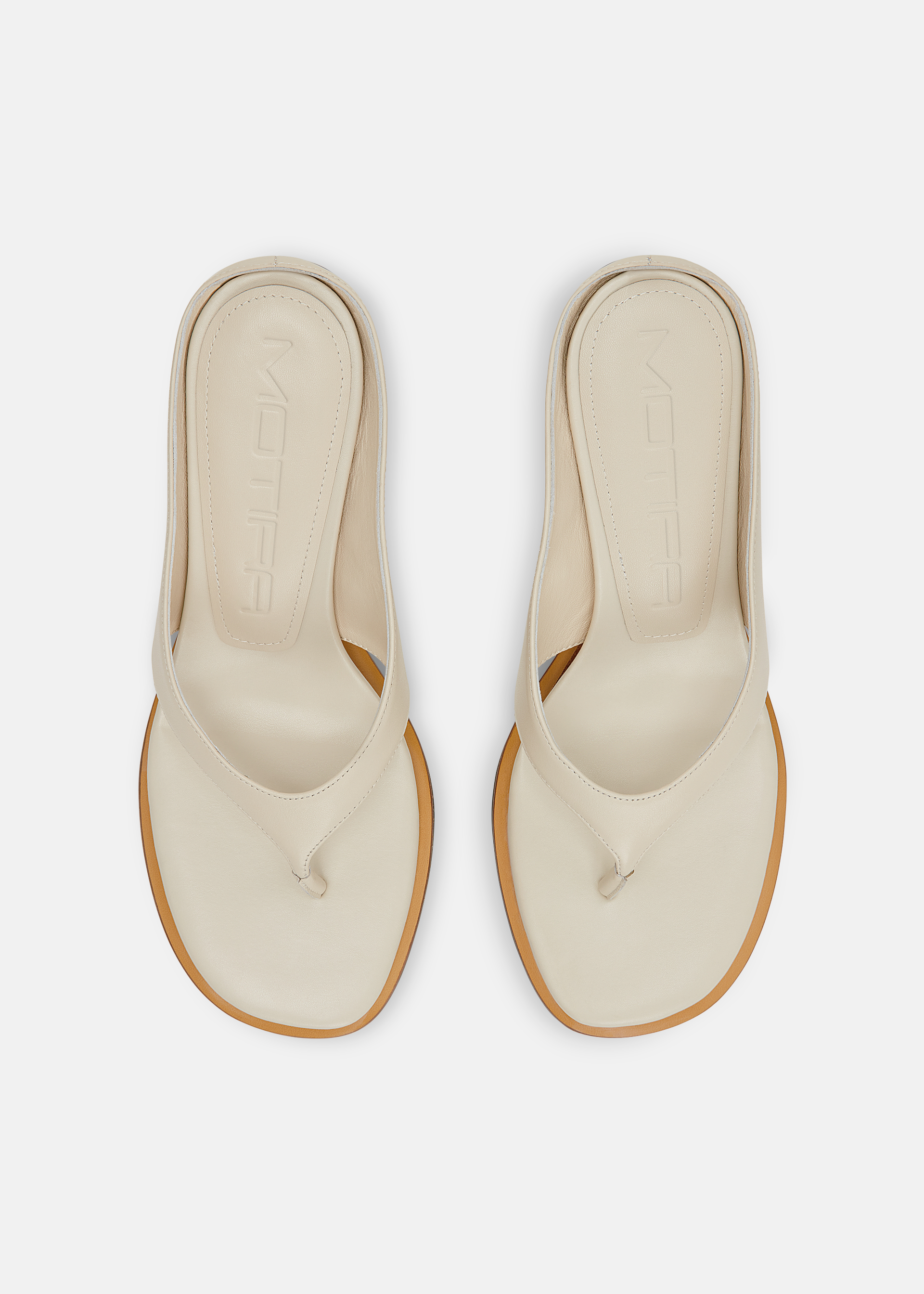 L’ABSURDE SANDAL