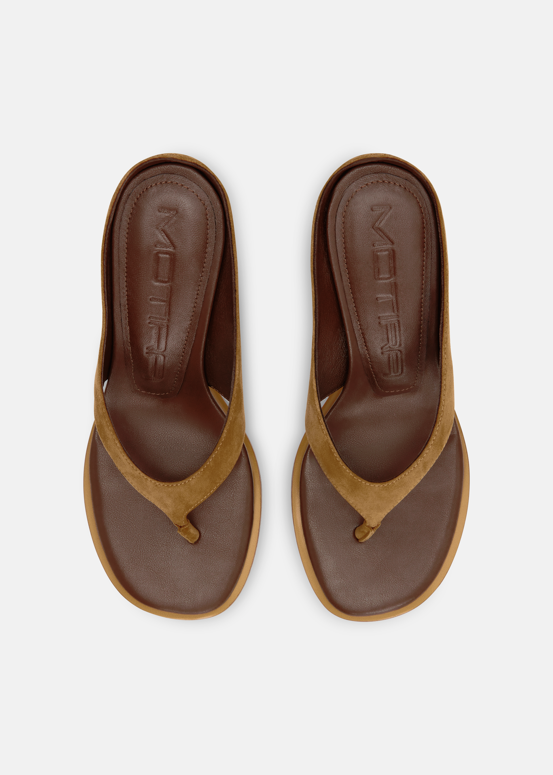 L’ABSURDE SANDAL