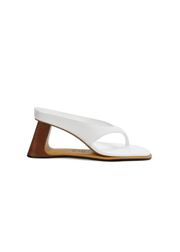 L’ABSURDE SANDAL
